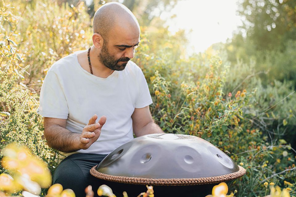Le handpan, un instrument à percussion envoûtant