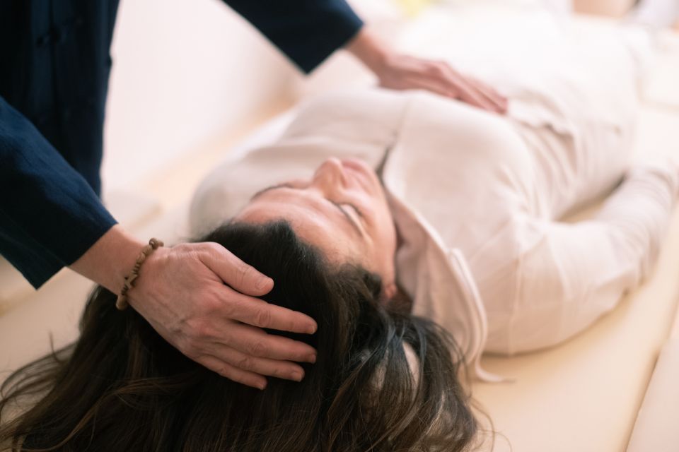 Sortir de la dépression grâce au Reiki : rétablir l’harmonie entre corps et esprit