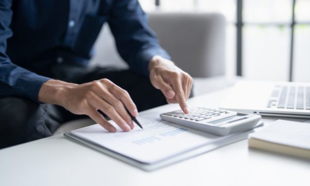 Pourquoi un audit de fiches de paie peut vous éviter des redressements coûteux ?