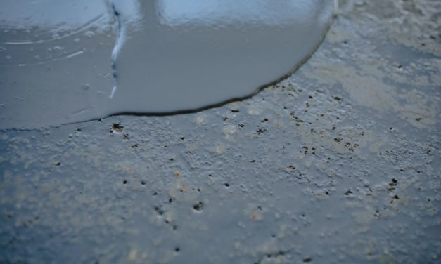 Peut-on réparer un sol en résine abîmé sans tout refaire ?