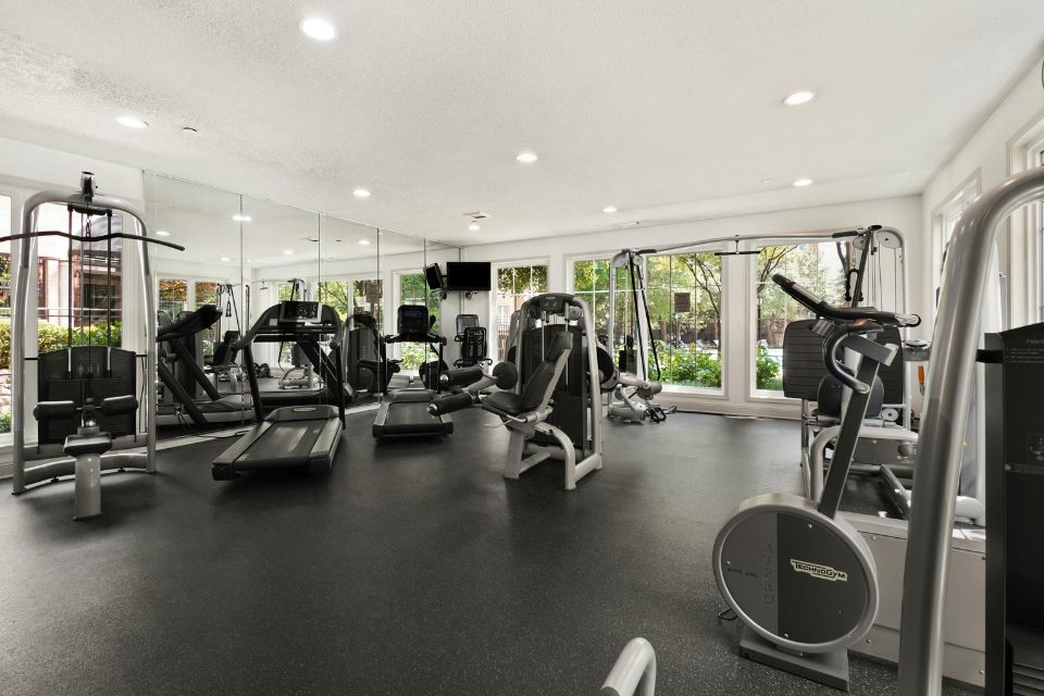 La musculation fait-elle vraiment maigrir plus vite que le cardio ?